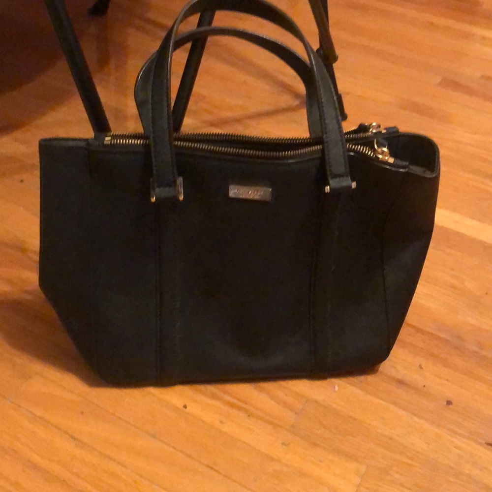 Black leather Kate Spade pocketbook